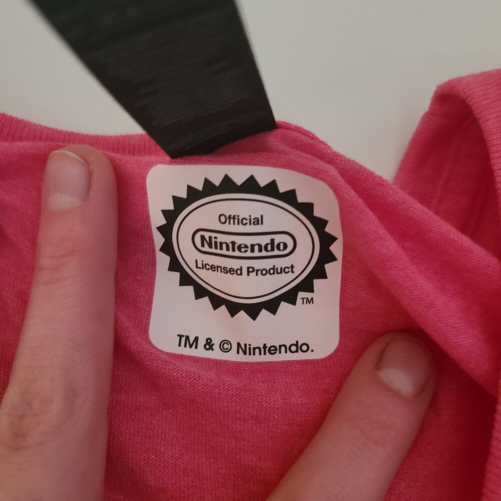 Nintendo Official Legend of Zelda T-Shirt - Picture 4 of 6